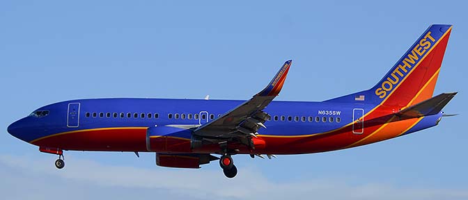 Southwest Airlines Boeing 737-3H4 N635SW, Phoenix Sky Harbor, February 24, 2015